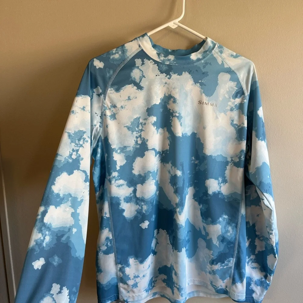 Simms Cloud Pattern Men's Rash Guard - Picture 2 of 5